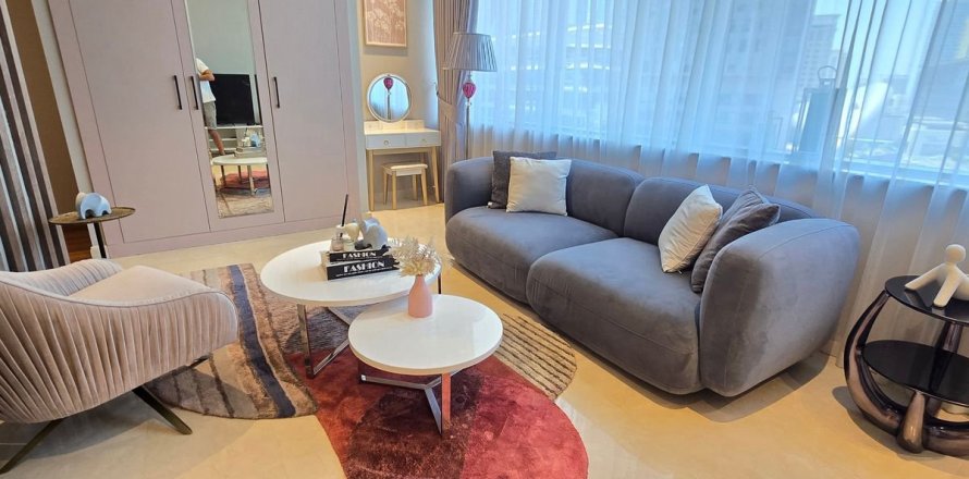 Studio Apartment in DIFC, UAE No. 184376