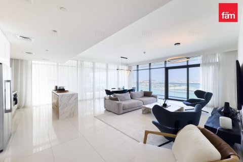 3 bedrooms Apartment in Dubai Harbour, UAE No. 203021