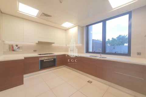 5 bedrooms Villa on the Yas Island, UAE No. 37725 22