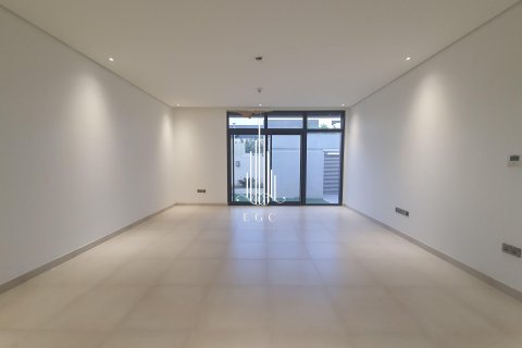 5 bedrooms Villa on the Yas Island, UAE No. 37725 8