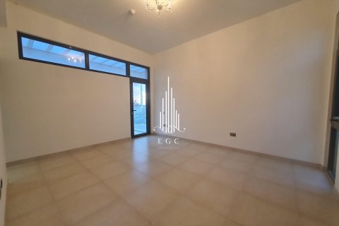 5 bedrooms Villa on the Yas Island, UAE No. 37725 7