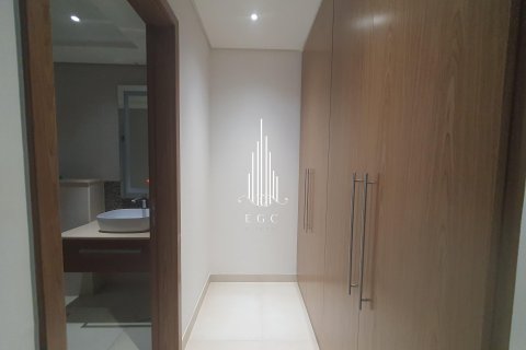 5 bedrooms Villa on the Yas Island, UAE No. 37725 25