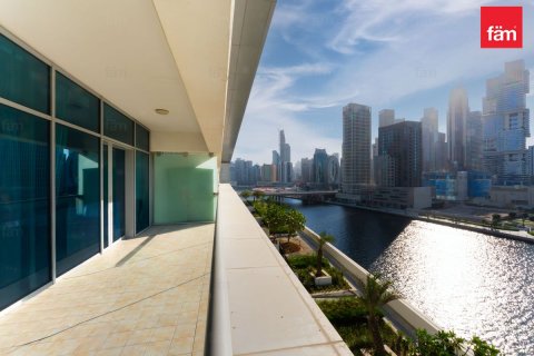 1 bedroom Apartment in Business Bay, UAE No. 164439 16