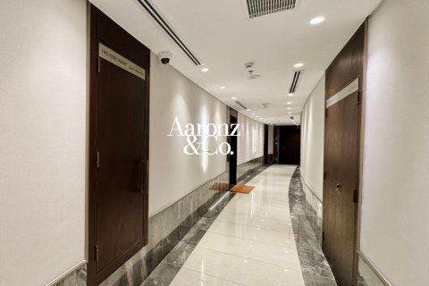 1 bedroom Apartment in Business Bay, UAE No. 188376 16