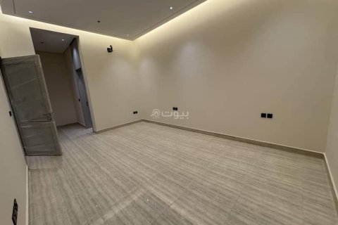 3 bedrooms Apartment in Riyadh, Saudi Arabia No. 68029 6