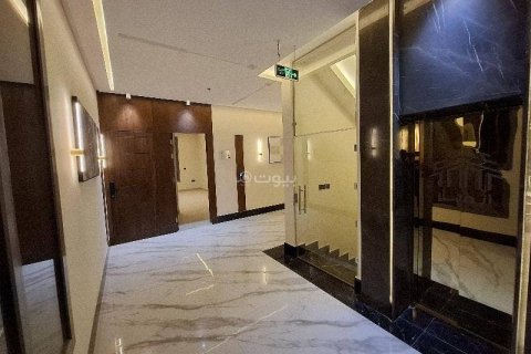Квартира с 3 спальнями в Эр-Рияд, Саудовская Аравия №68026 3