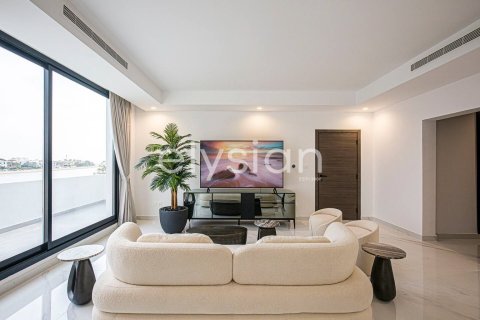 7 bedrooms Villa in Signature Villas, UAE No. 64734 10