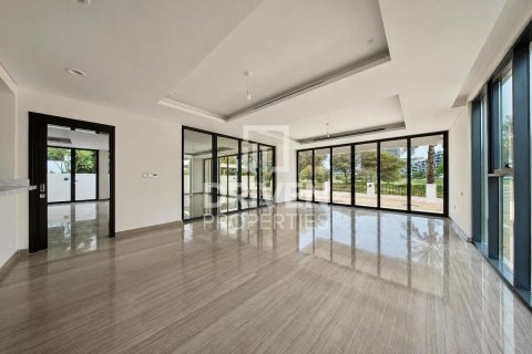Вилла с 7 спальнями в DAMAC Hills (Akoya by DAMAC), ОАЭ №192079