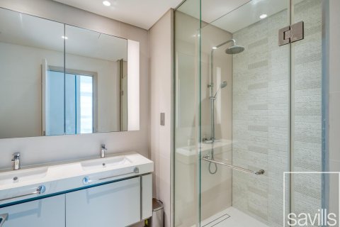 2 bedrooms Apartment in EMAAR Beachfront, UAE No. 194681 4