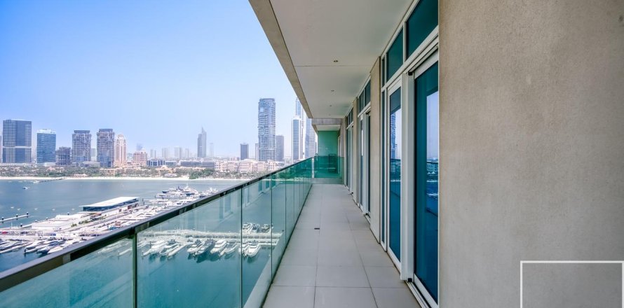 2 bedrooms Apartment in EMAAR Beachfront, UAE No. 194681