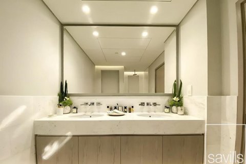 Studio Apartment in The Palm Tower, UAE No. 194677 16
