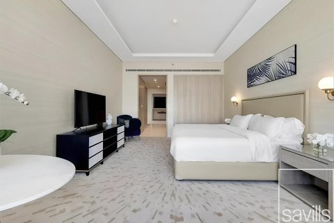 Studio Apartment in The Palm Tower, UAE No. 194677 9