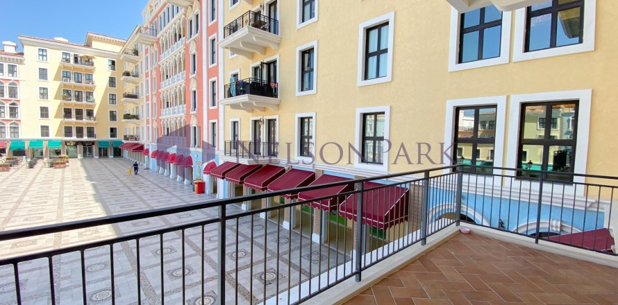 2 bedrooms Apartment in Doha, Qatar No. 57115