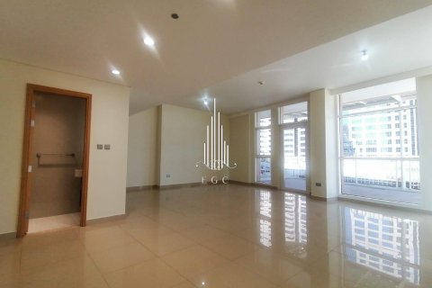 Appartement de 3 chambres à Al Khalidiya, UAE No. 49699 5