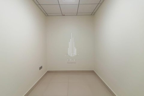 Appartement de 3 chambres à Al Khalidiya, UAE No. 49699 12
