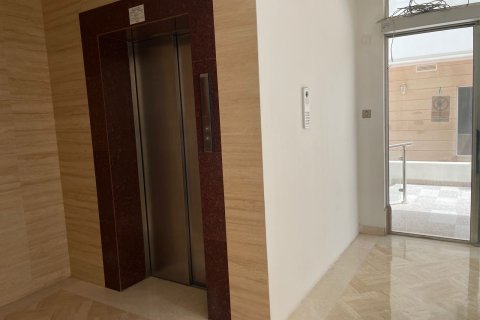 Office in Muscat, Oman No. 98802
