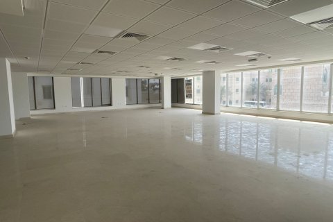 Office de en Muscat, Oman No. 98802 4