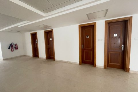 Office de en Muscat, Oman No. 98802 9