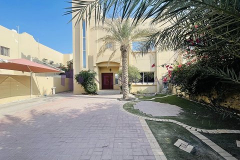 4 غرف نوم فيلا في الدوحة, Qatar رقم 57219