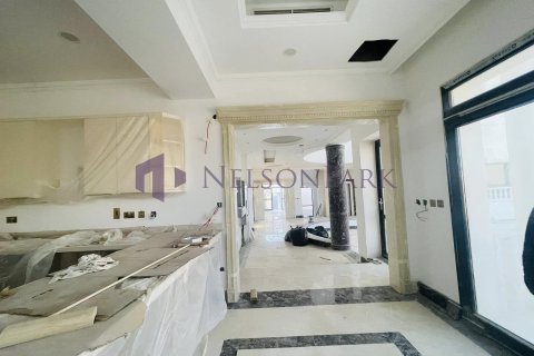 Villa de 6 dormitorios en Lusail, Qatar No. 57220 15
