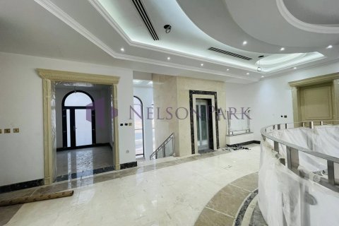 Villa de 6 dormitorios en Lusail, Qatar No. 57220 18