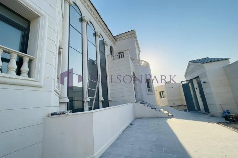 Villa de 6 dormitorios en Lusail, Qatar No. 57220 20