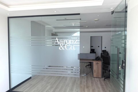 71m² Office in Jumeirah Lake Towers, UAE No. 198248