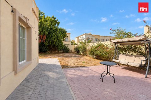 2 bedrooms Townhouse in Dubai, UAE No. 208163 14