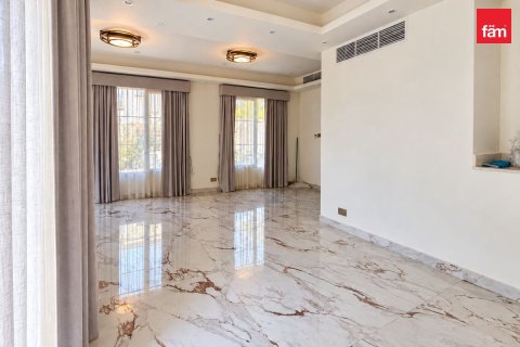 2 bedrooms Townhouse in Dubai, UAE No. 208163 3