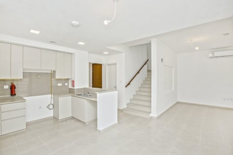 Townhouse de 3 dormitorios en Zahra Townhouses, UAE No. 165033
