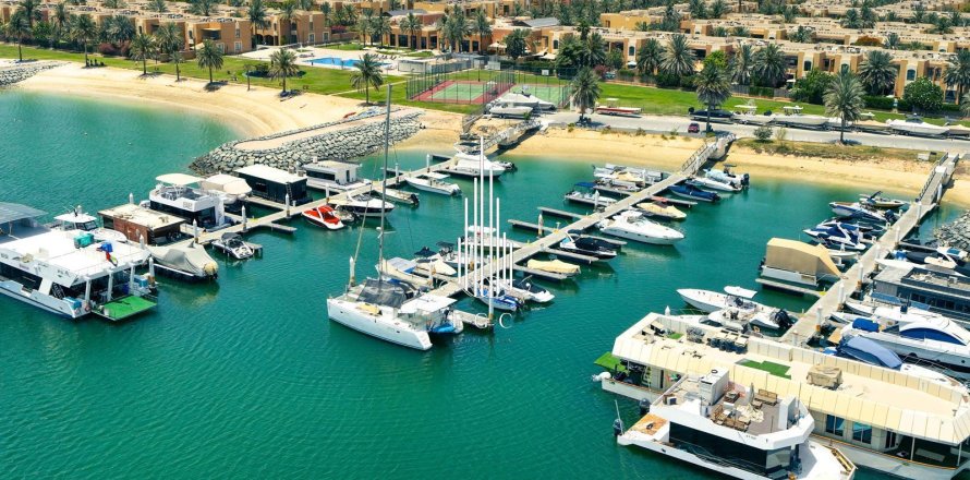 4 غرف نوم فيلا في Abu Dhabi Gate City, الإمارات العربية المتحدة رقم 37424