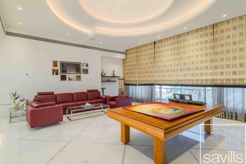 7 bedrooms Villa in Emirates Hills, UAE No. 193961 17