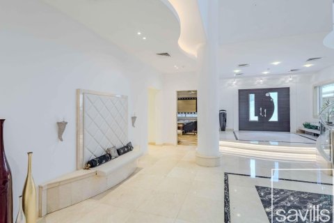 7 bedrooms Villa in Emirates Hills, UAE No. 193961 21