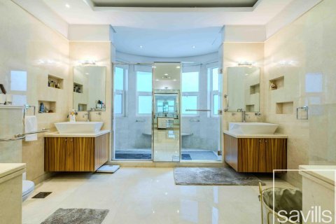 7 bedrooms Villa in Emirates Hills, UAE No. 193961 6