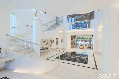 7 bedrooms Villa in Emirates Hills, UAE No. 193961 15