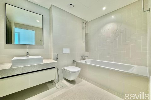 1 bedroom Apartment in EMAAR Beachfront, UAE No. 193967 4