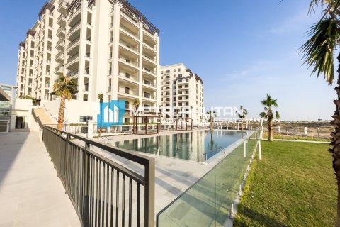 54.2m² Apartment on the Yas Island, UAE No. 141105 4