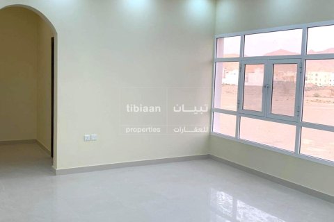 Villa de 5 chambres à Al Amarat, Oman No. 53520 4