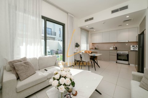 Villa de 3 dormitorios en Dubai South (Dubai World Central), UAE No. 163770