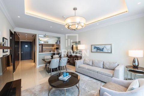 Квартира с 1 спальней в The Address Residence Fountain Views, ОАЭ №204750