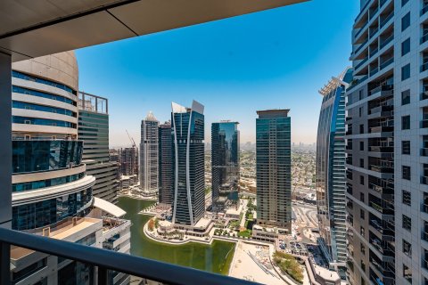 Квартира с 3 спальнями в Jumeirah Islands, ОАЭ №205777