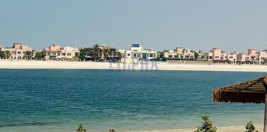 Townhouse de 2 dormitorios en Al Hamra Village, UAE No. 162921