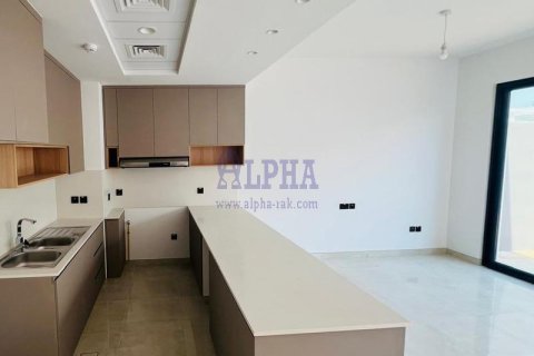 Townhouse de 2 dormitorios en Al Hamra Village, UAE No. 162921 18
