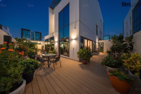 6 bedrooms Villa in Meydan, UAE No. 198522