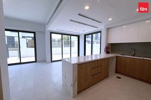 Villa de 4 dormitorios en Dubai, UAE No. 185233