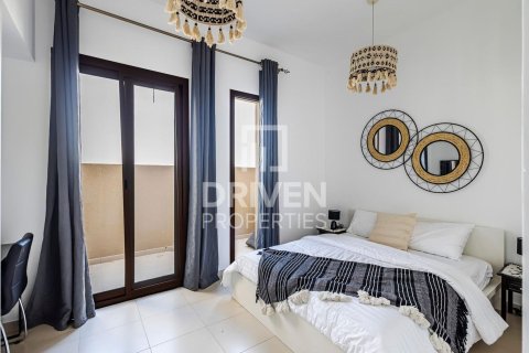 Apartment de 2 dormitorios en Zahra Breeze Apartments, UAE No. 192893 8
