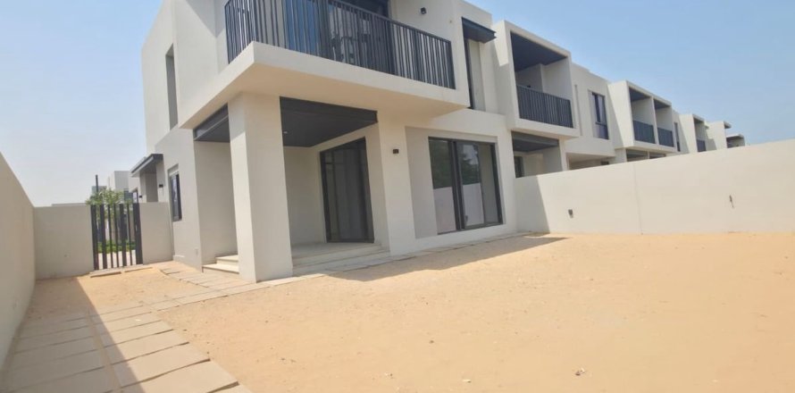 4 bedrooms Townhouse in Jebel Ali, UAE No. 187781
