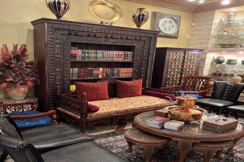 Villa de 15 dormitorios en Muharraq, Bahrain No. 66919 11