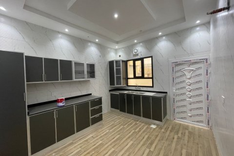Villa Jumelée de 5 chambres à As Sib, Oman No. 106900 8