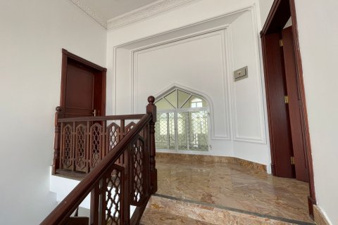 Villa Gemela de 6 dormitorios en Muscat, Oman No. 106899 12